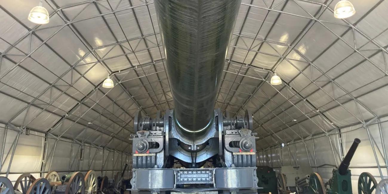 close up of the Railway Gun an 18-inch Howitzer