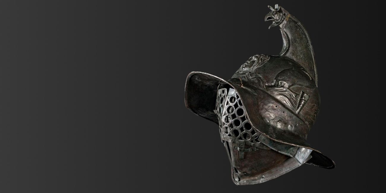 Thraex helmet on a grey to black gradient background