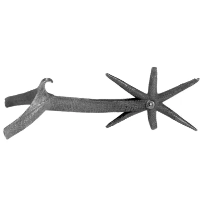 A six-pointed star sits at the heel of two broken arms of a wish-bone shaped piece of metal designed to sit around the ankle bone.