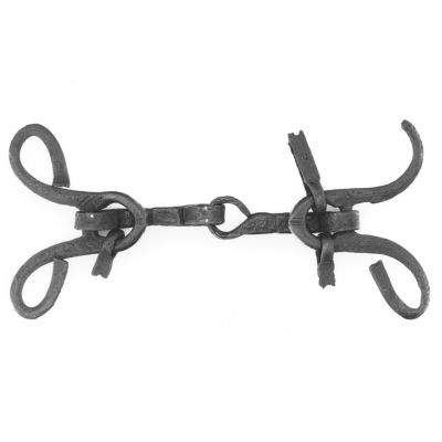 A mouthpiece designed to go in a horse's mouth. Two metal bars linked in the centre, with two more metal looped bars attached on either end for the reins. 