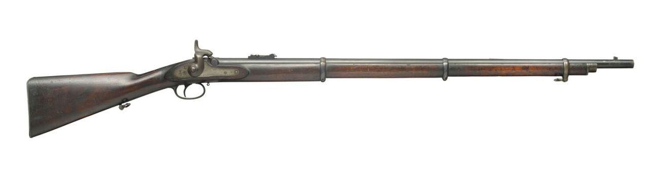 A long military rifle musket made of wood and steel