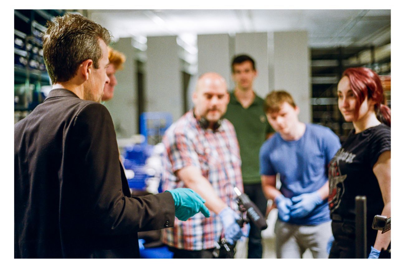 Jonathan Ferguson talking to group of visitors