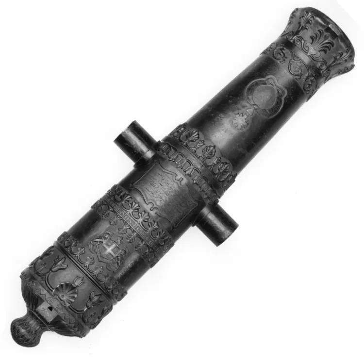 Decorated barrel of a 9 pr howitzer gun 1838