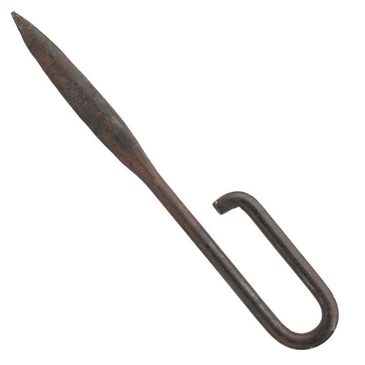 Trench knife with a loop of metal for a handle