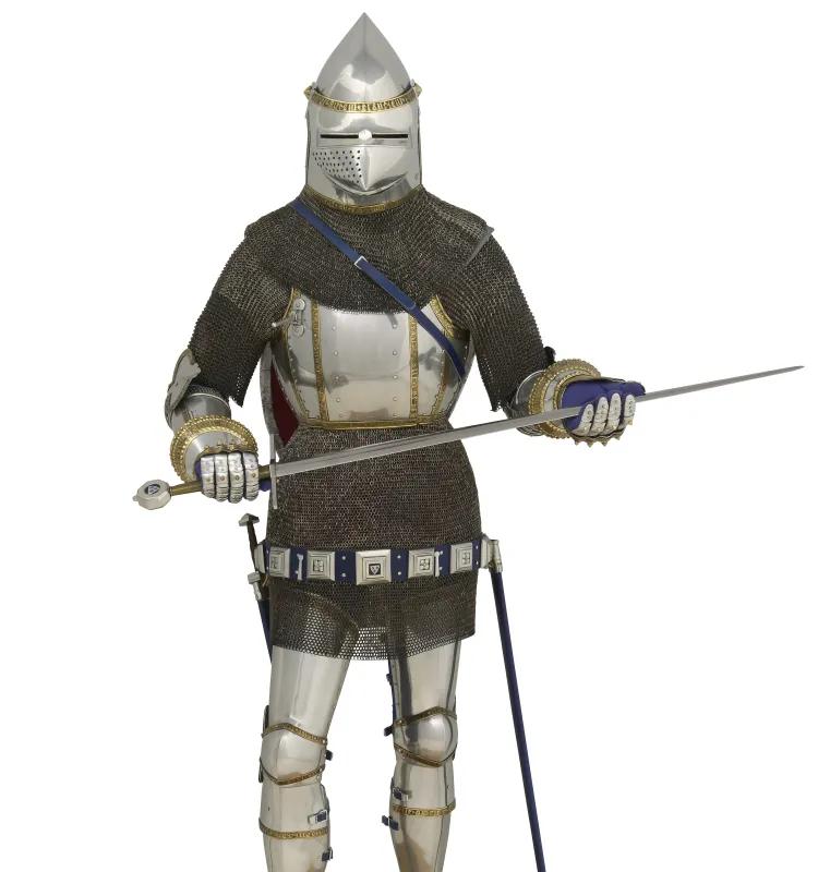 A suit of plate armour with mail shirt and arming sword, all in grey steel